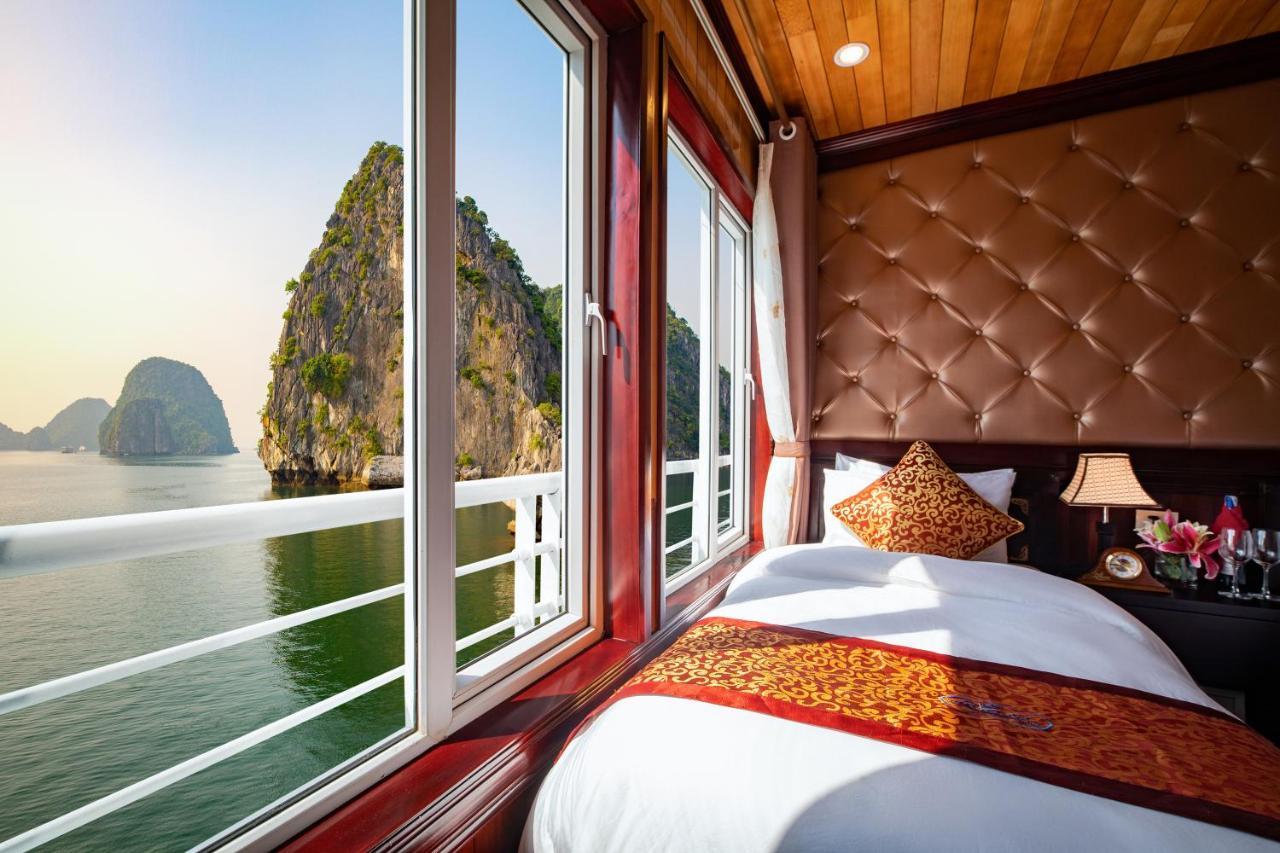 Hotel Lavender Elegance Cruises Hạ Long Exterior foto